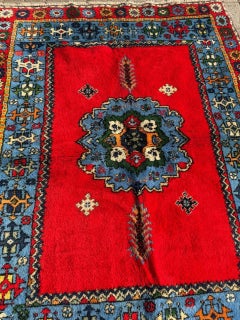 Handmade Antique Moroccan Berber Rug 3.11' x 5', 1920s - 2B105