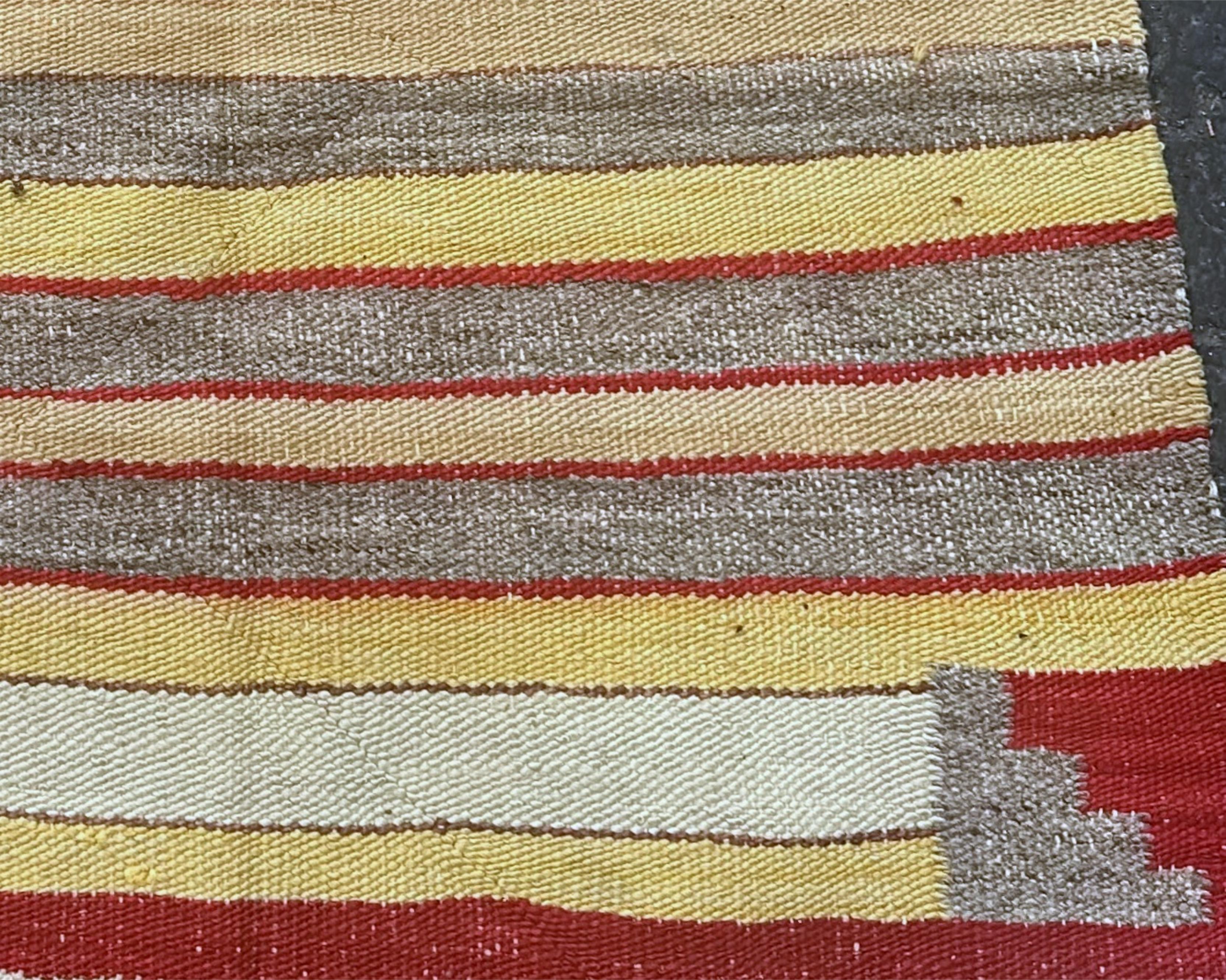 Tapis Navajo amérindien ancien fait à la main 2,2' x 2,5', années 1900 - 2B67 État moyen - En vente à Bordeaux, FR