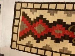 Handgefertigter antiker Navajo-Teppich der amerikanischen Ureinwohner 3.3' x 6', 1900er Jahre - 2B021