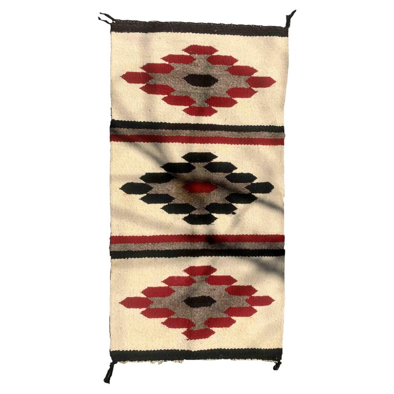 Handmade Antique Native Navajo Rug, 1900s, 1B936 For Sale at 1stDibs