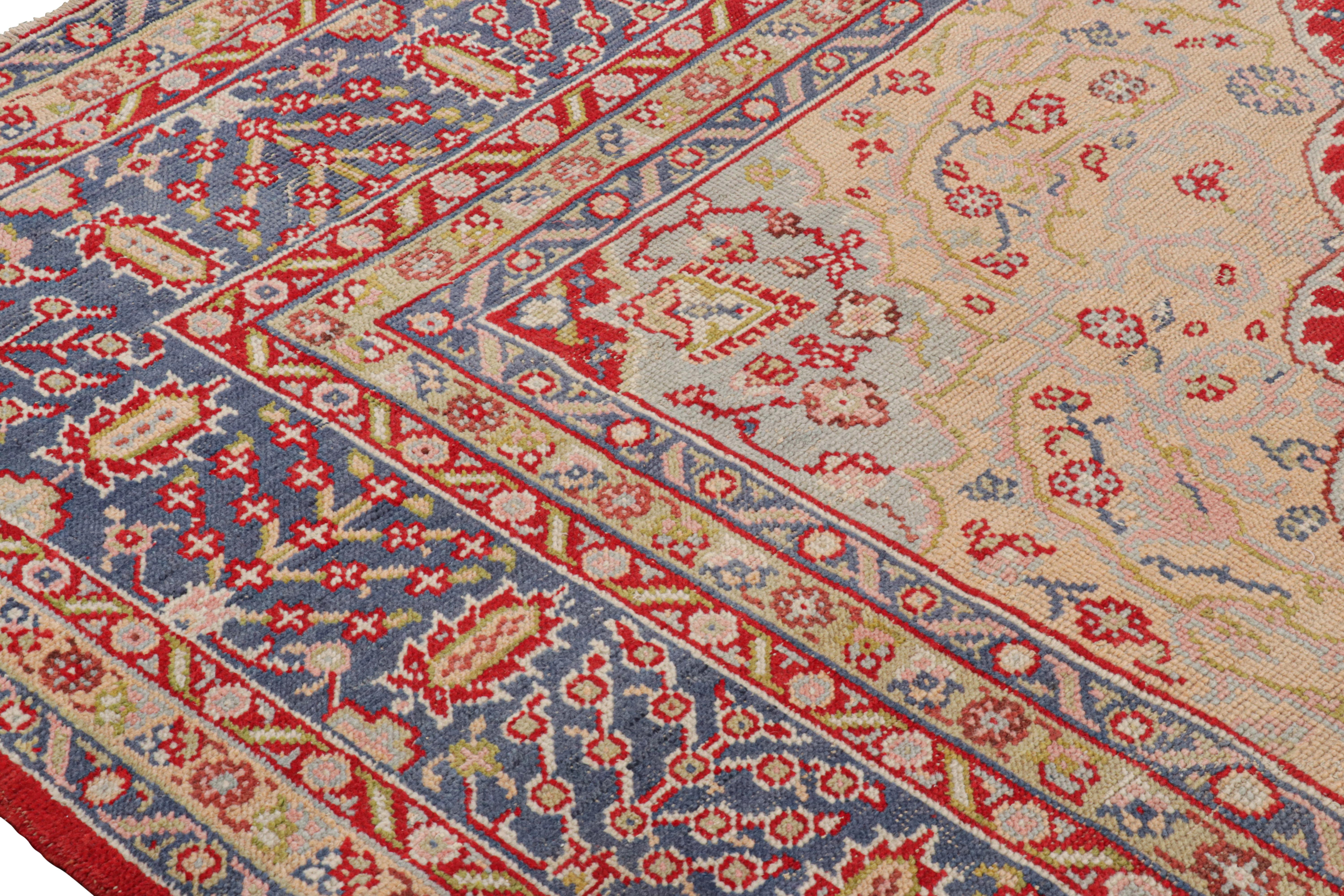 Début du 20ème siècle Ancien tapis turc Oushak, médaillon rouge et motifs floraux - Rug & Kilim en vente