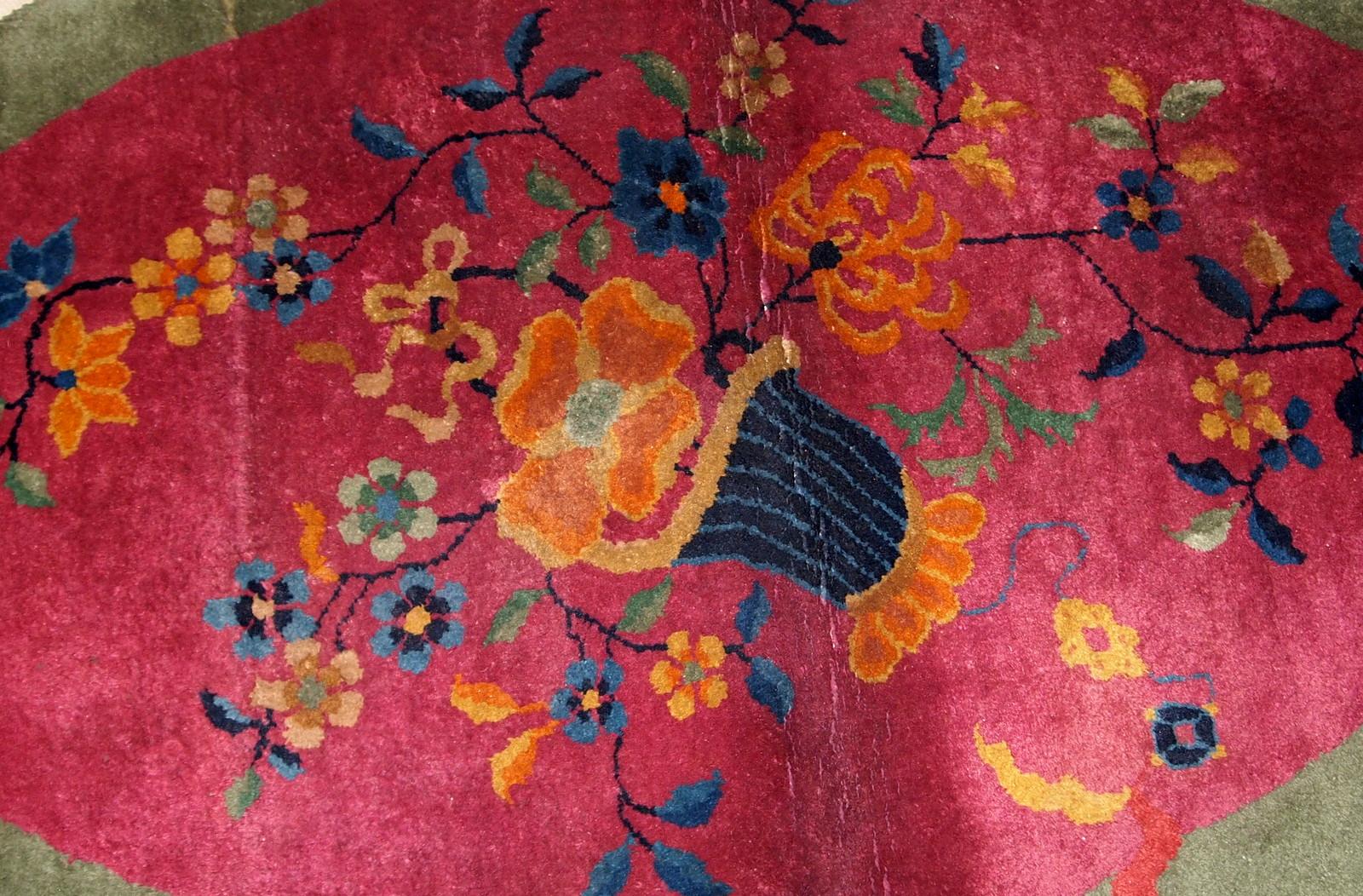 Handmade Antique Oval Art Deco Chinese Rug, 1920s, 1B634 In Good Condition For Sale In Bordeaux, FR