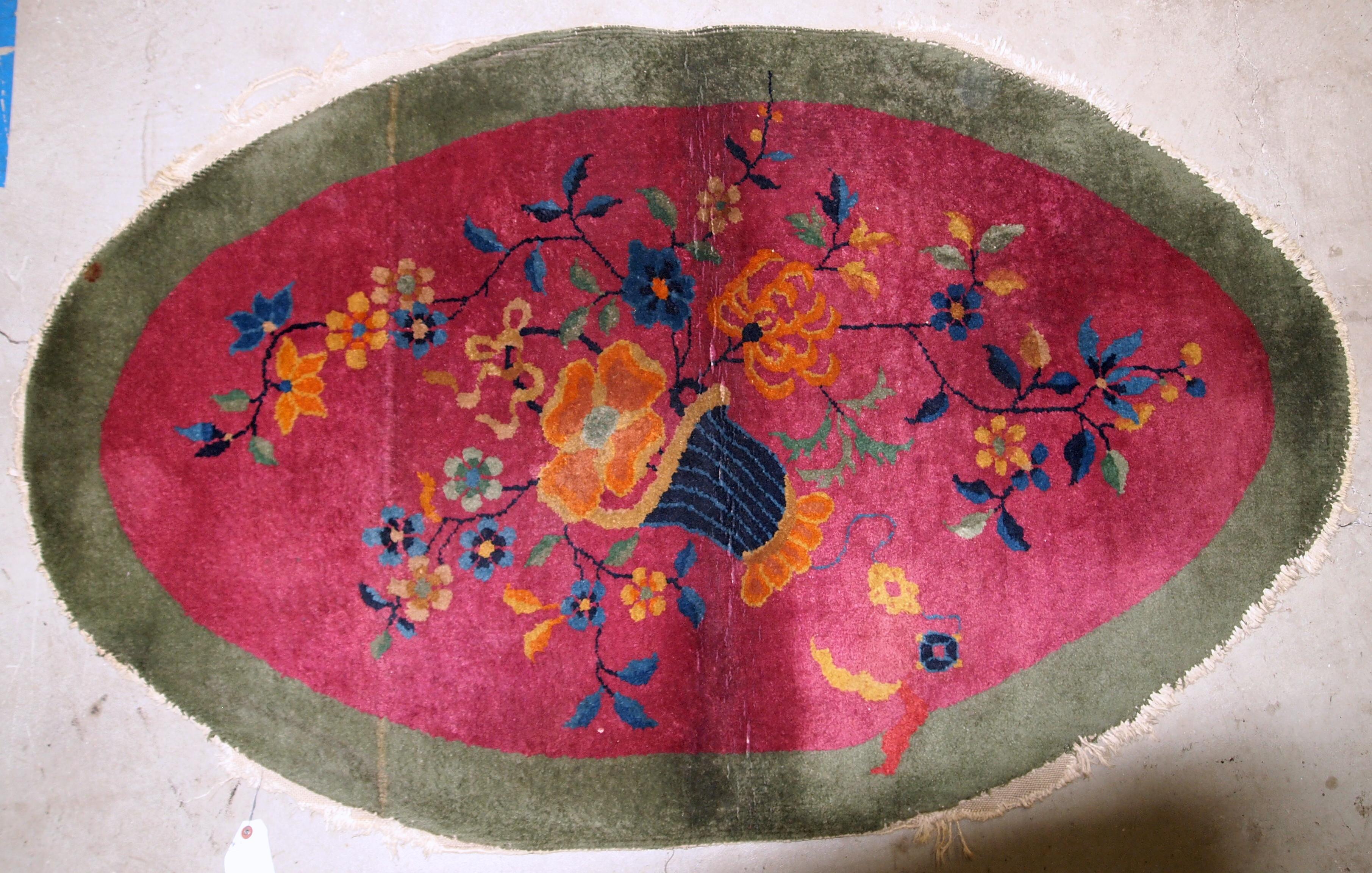 Handmade Antique Oval Art Deco Chinese Rug, 1920s, 1B634 For Sale 1