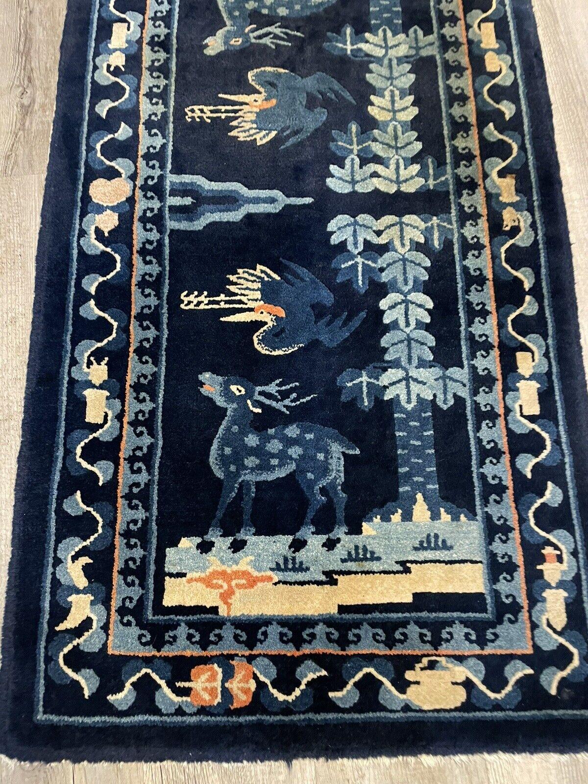 Tissé à la main Tapis chinois pékinois ancien fait à la main de 1,8' x 3,6', années 1900 - 1N46 en vente