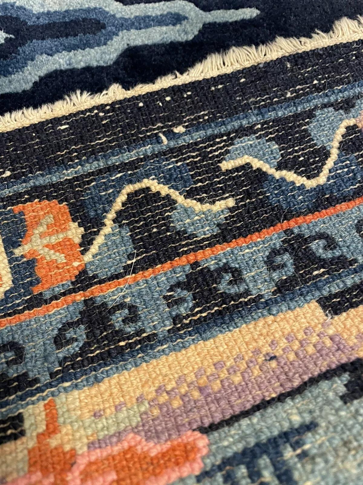 Tapis chinois pékinois ancien fait à la main de 1,8' x 3,6', années 1900 - 1N46 en vente 2