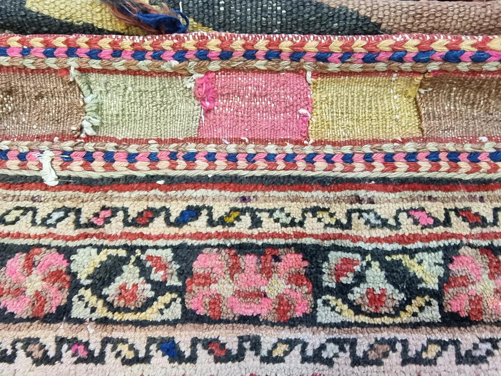 Sac de collection persan antique Afshar fait à la main 2,2' x 4,5' 1900s - 1D147 en vente 6