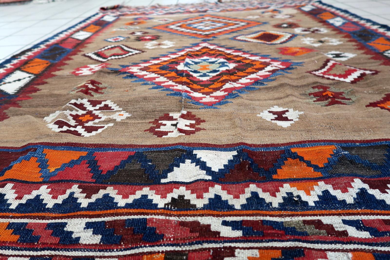 Handgefertigter antiker persischer Ardabil-Kelim-Teppich 4,5' x 6,5', 1930er Jahre - 1C1146 im Angebot 7