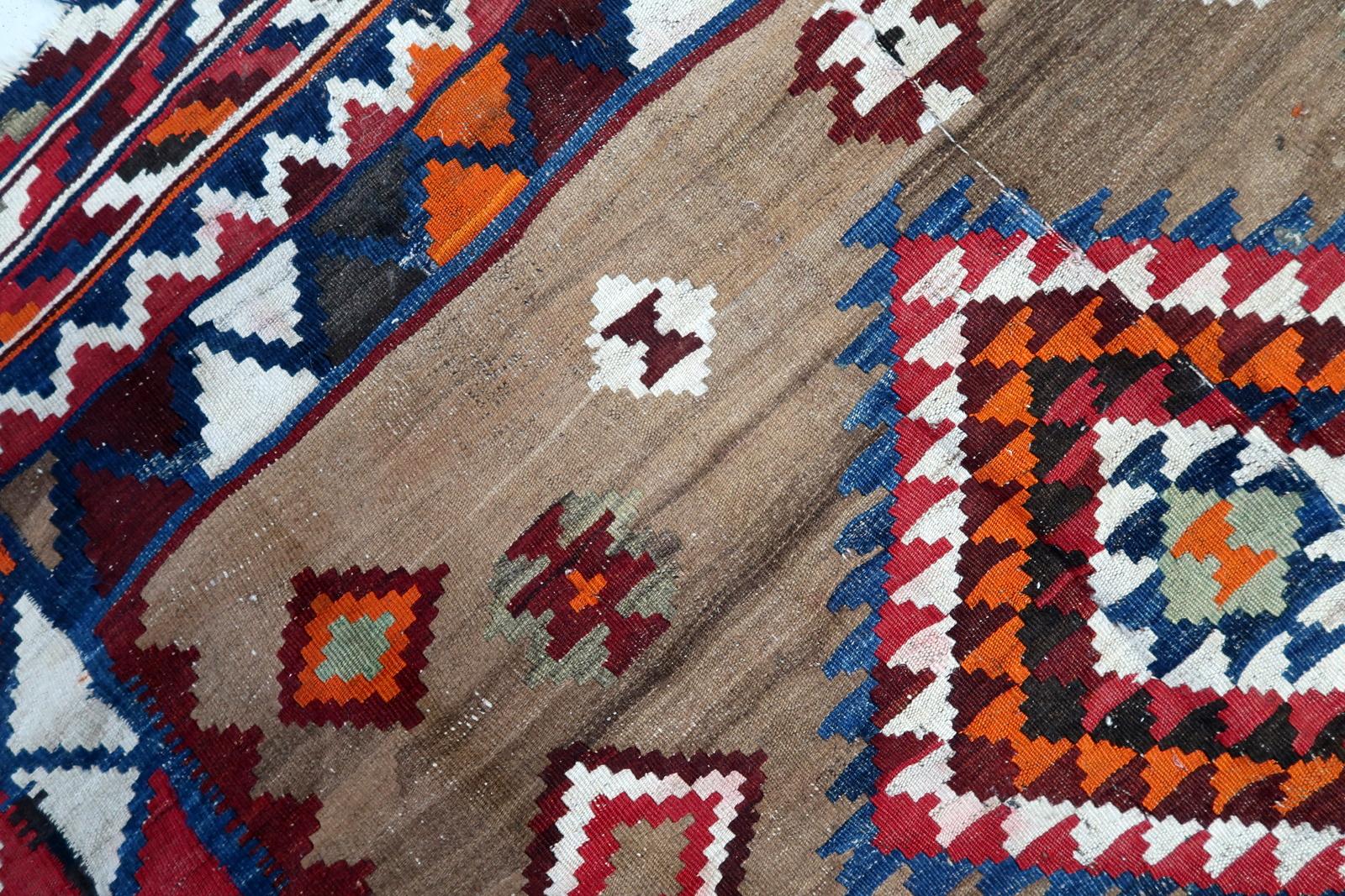 Handgefertigter antiker persischer Ardabil-Kelim-Teppich 4,5' x 6,5', 1930er Jahre - 1C1146 im Zustand „Gut“ im Angebot in Bordeaux, FR