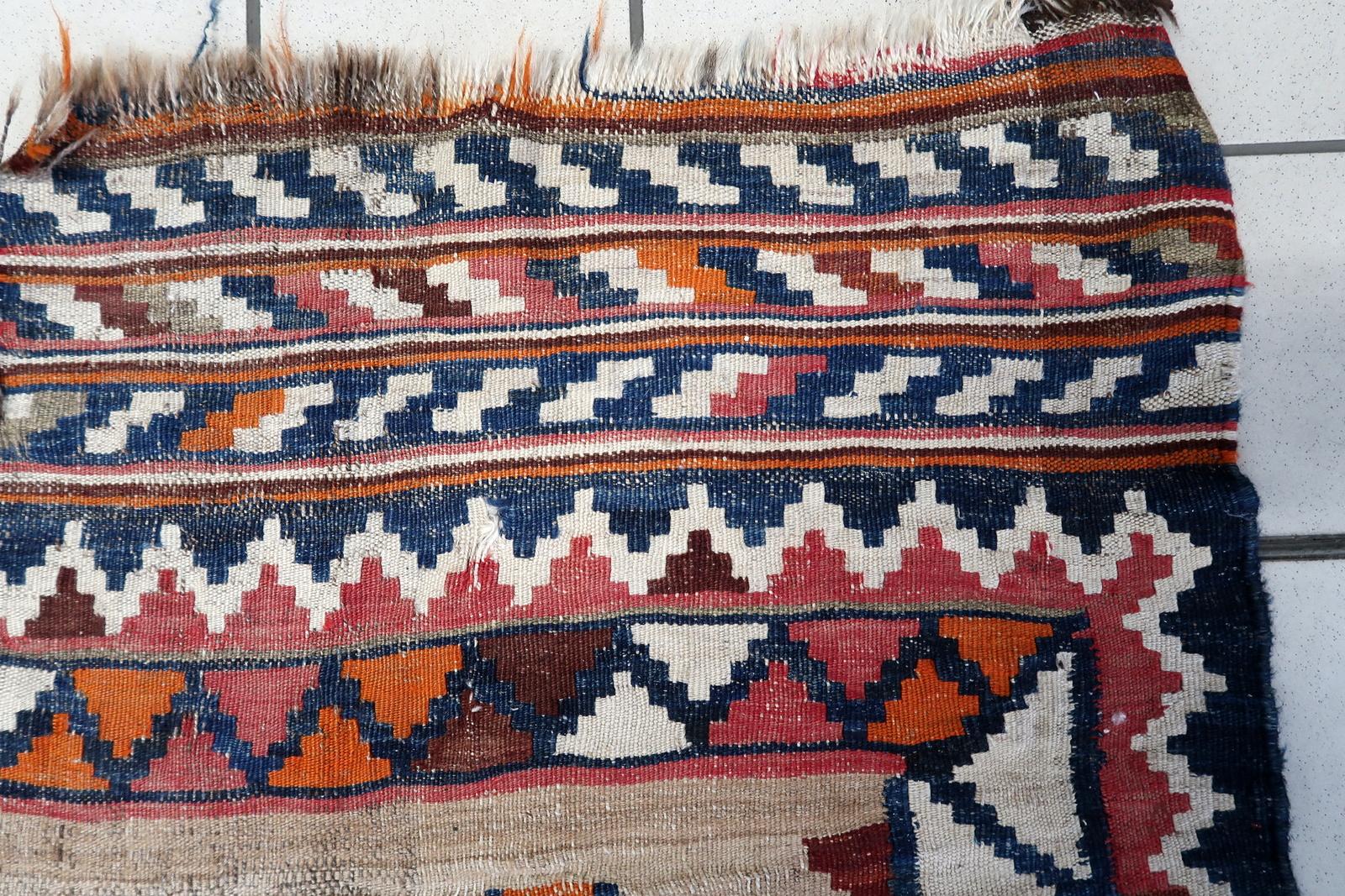Handgefertigter antiker persischer Ardabil-Kelim-Teppich 4,5' x 6,5', 1930er Jahre - 1C1146 im Angebot 4