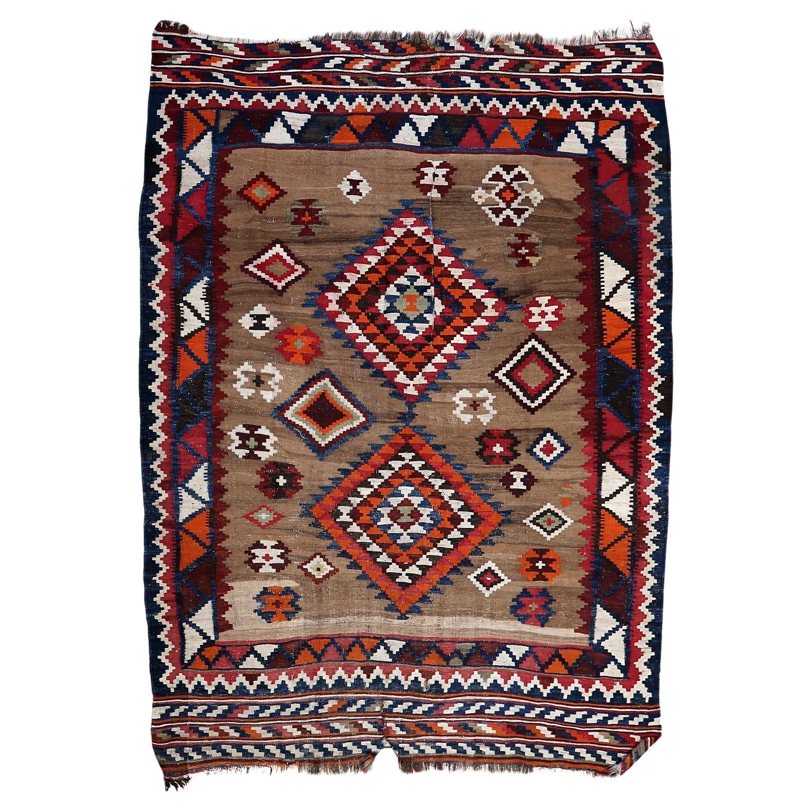 Handgefertigter antiker persischer Ardabil-Kelim-Teppich 4,5' x 6,5', 1930er Jahre - 1C1146 im Angebot