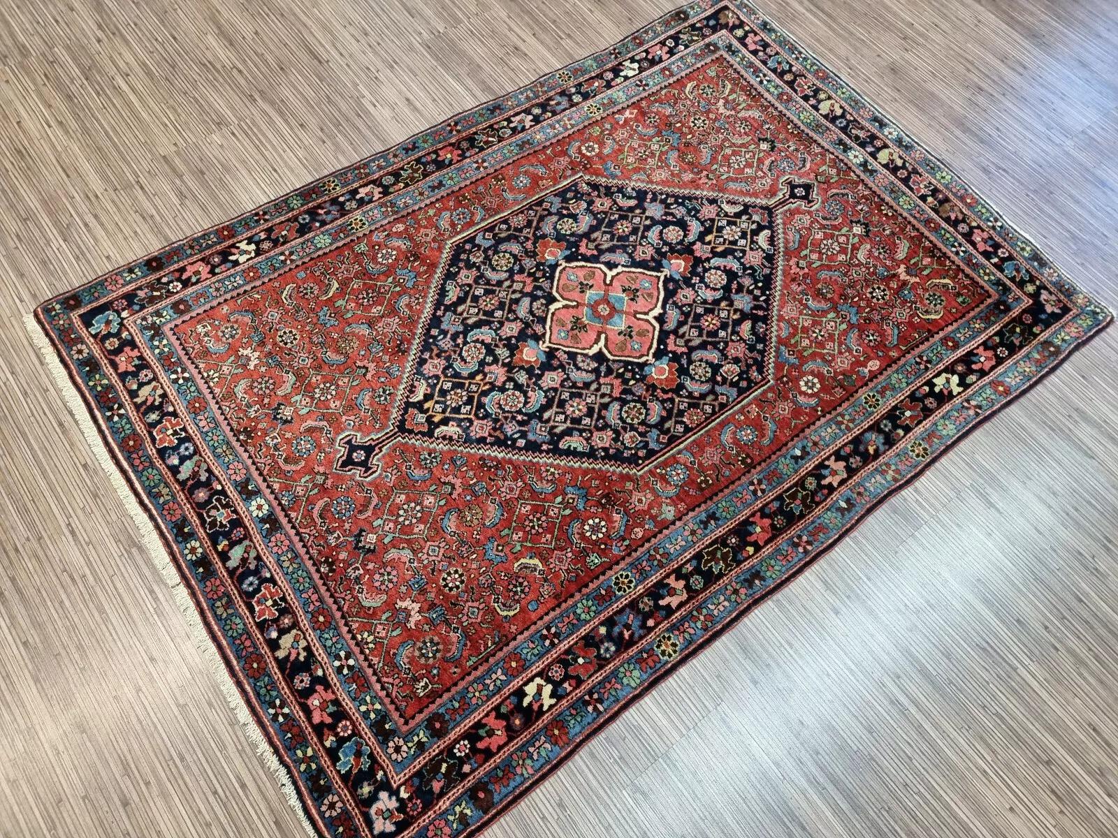 Handmade Antique Persian Bidjar Rug 3.5' x 5.2' 1910s - 1D178 For Sale 1