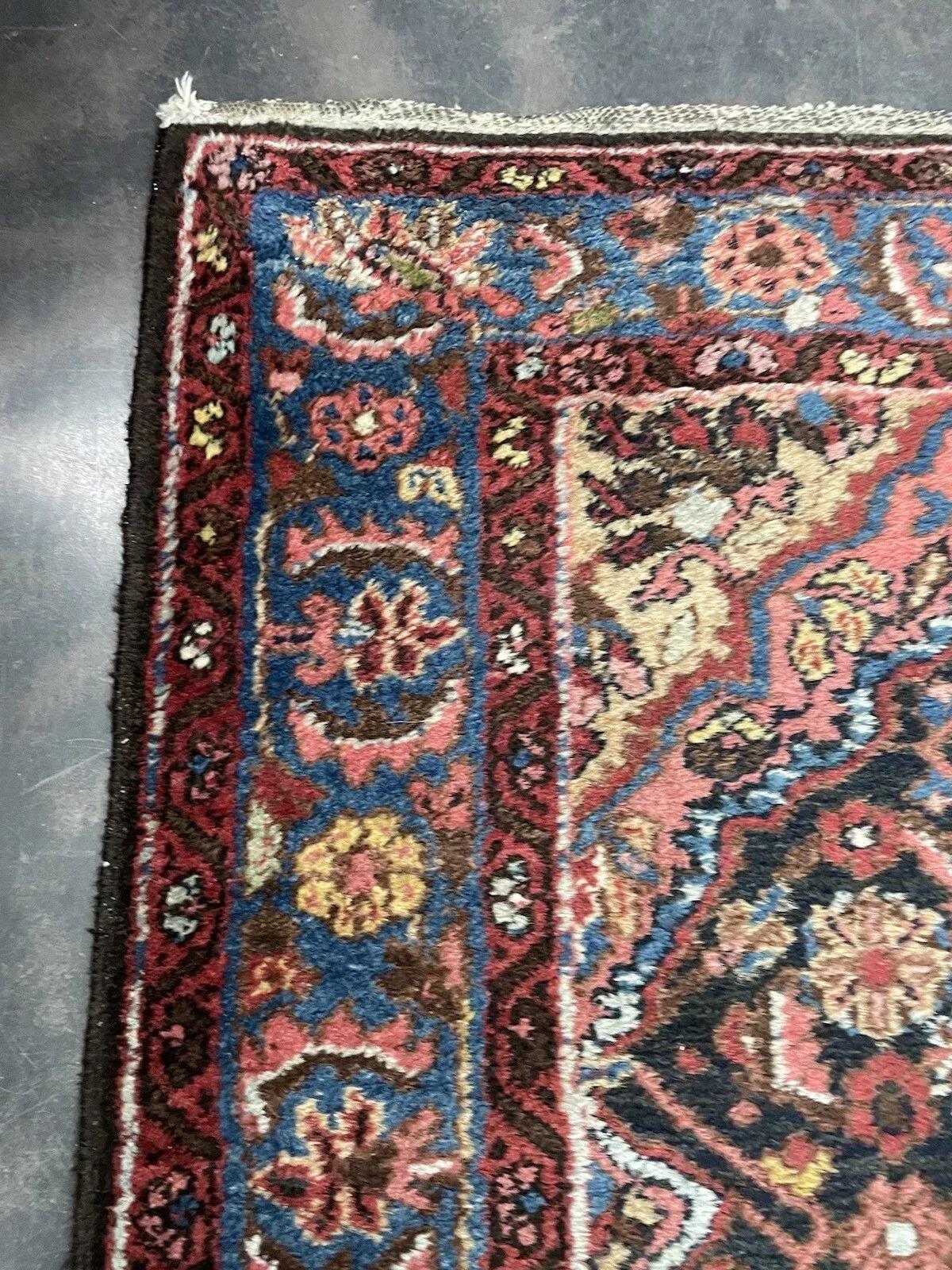 Tapis persan Bidjar ancien fait à la main 4.3' x 6,7', années 1920 - 1N55 en vente 4