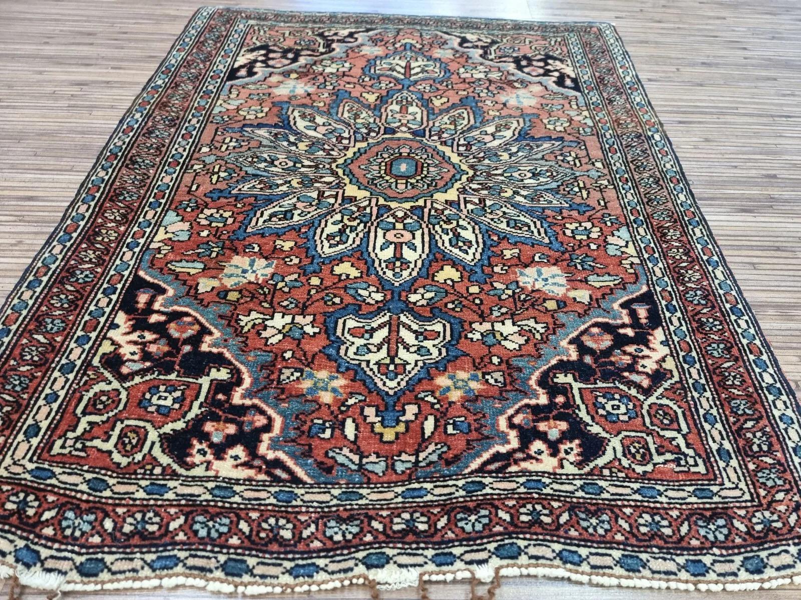 Laine Tapis persan Farahan ancien fait à la main 1,8' x 2,3', 1880s - 1D140 en vente