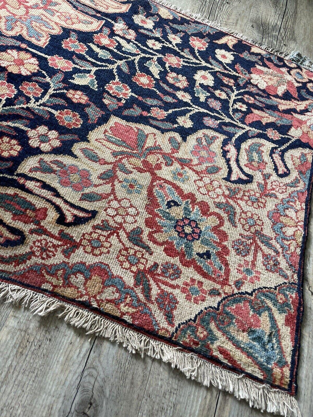 Tappeto antico persiano Farahan Vagireh fatto a mano 1,8' x 2,4', anni '80 del XIX secolo - 1N45 in vendita 6