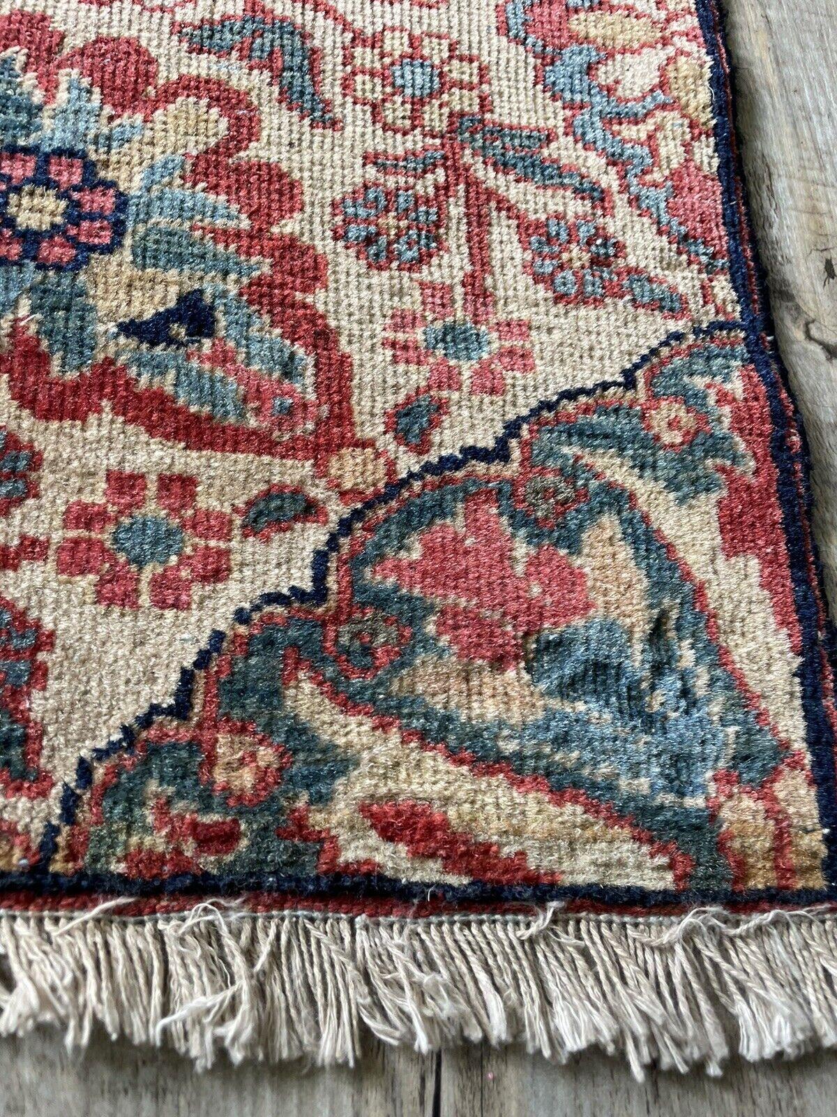 Tappeto antico persiano Farahan Vagireh fatto a mano 1,8' x 2,4', anni '80 del XIX secolo - 1N45 in vendita 2