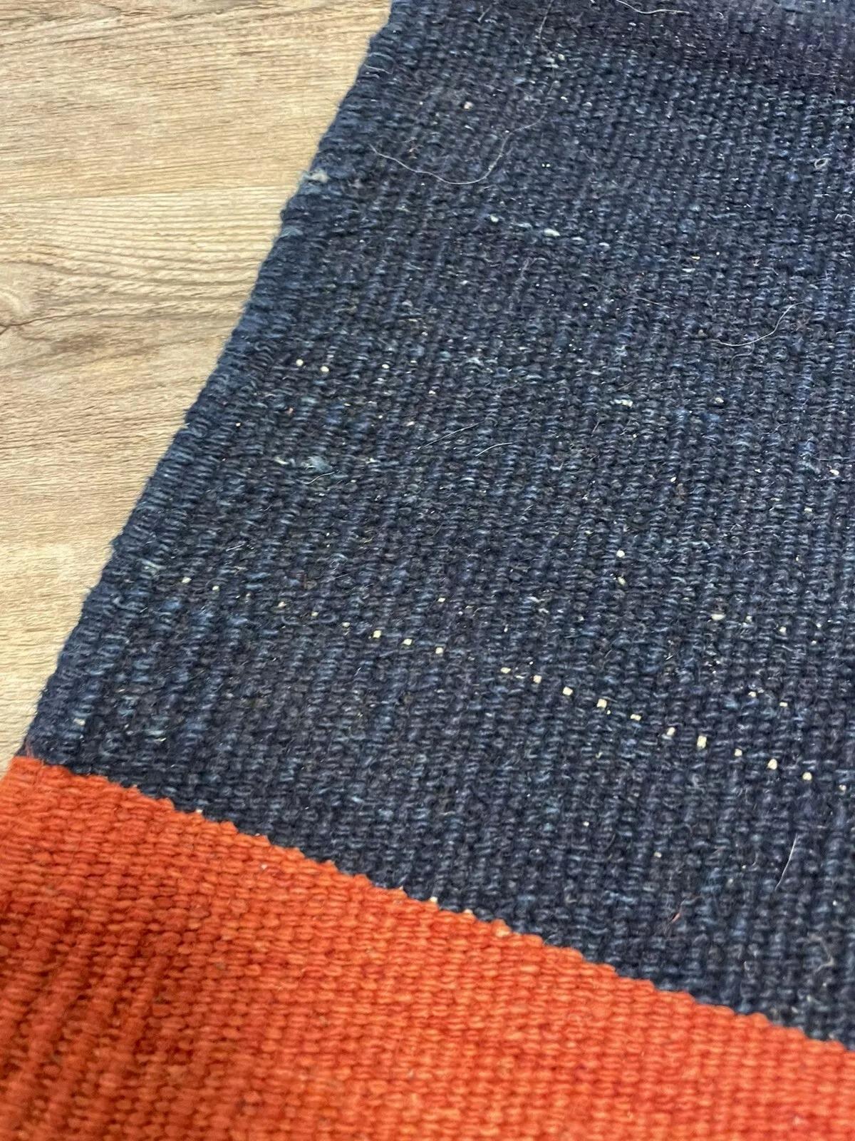 Handgefertigter antiker persischer Gahskai Kilim Teppich 3.7' x 3.7' 1910s - 1N87 (Handgeknüpft) im Angebot