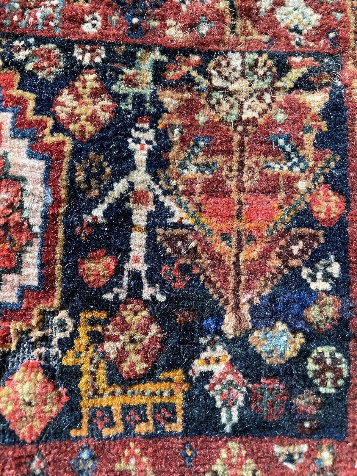 Tapis persan ancien Gashkai de collection fait à la main 1,2' x 1.9', années 1880 - 1N64 en vente 7