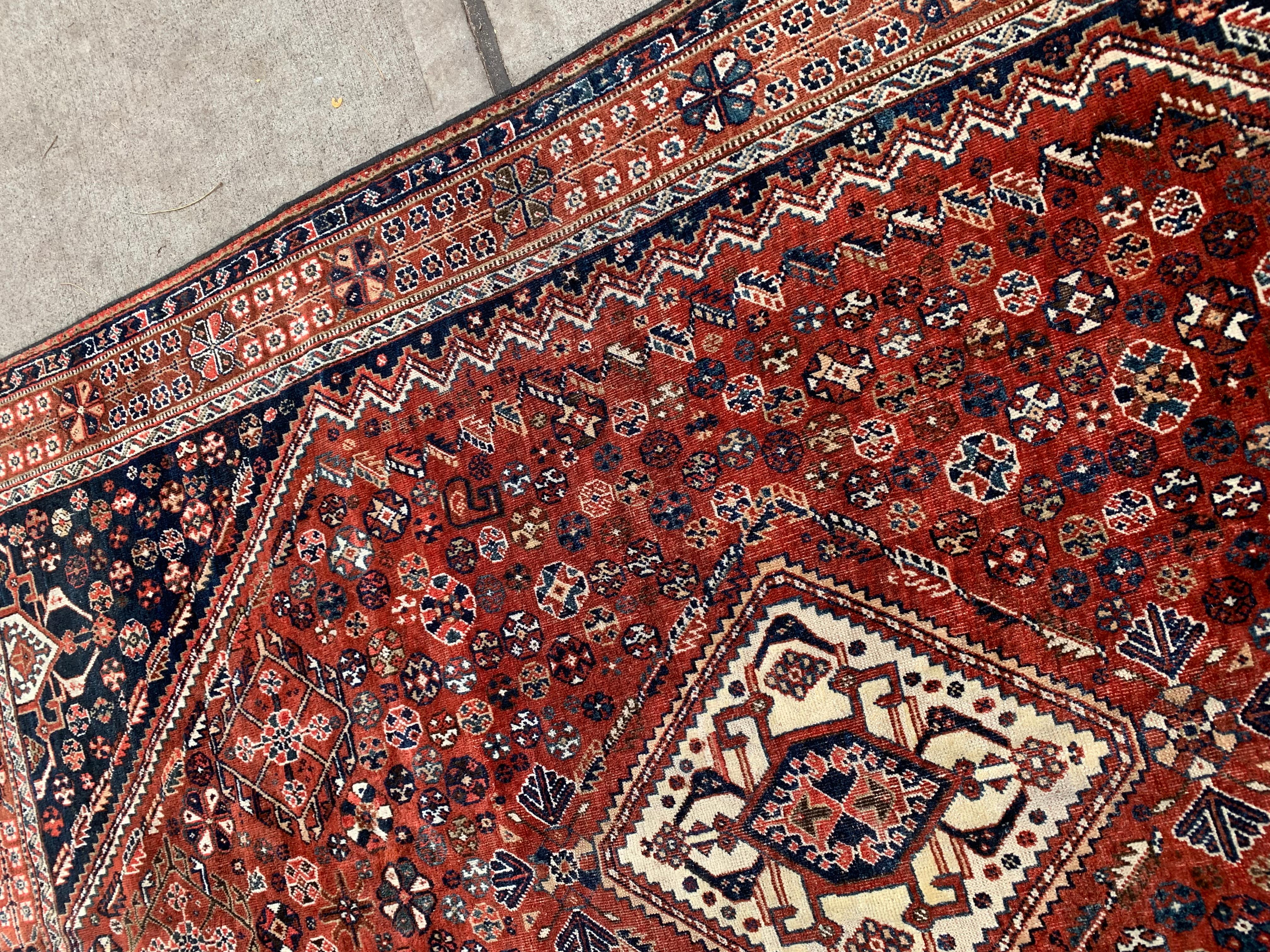 Laine Tapis persan ancien Gashkai fait à la main 5.3' x 7,11' 1900s - 2B42 en vente