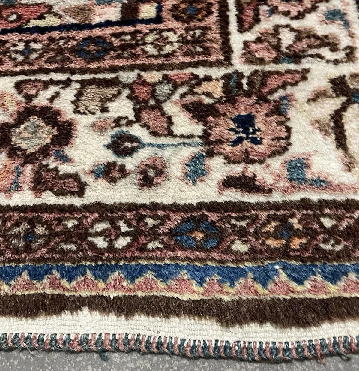 Alfombra persa antigua Hamadan hecha a mano 3.5' x 9.4' 1920s - 1N79 en venta 2