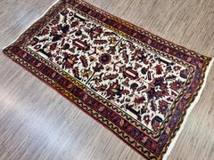 Handmade Antique Persian Heriz Rug 2.8' x 4.8' 1930s - 1D200