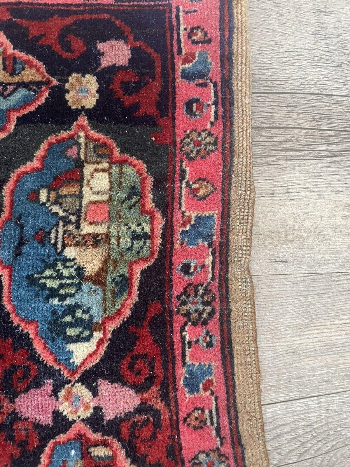 Handmade Antique Persian Kashan Collectible Rug 1.6' x 2.4, 1880s - 1N09 For Sale 6