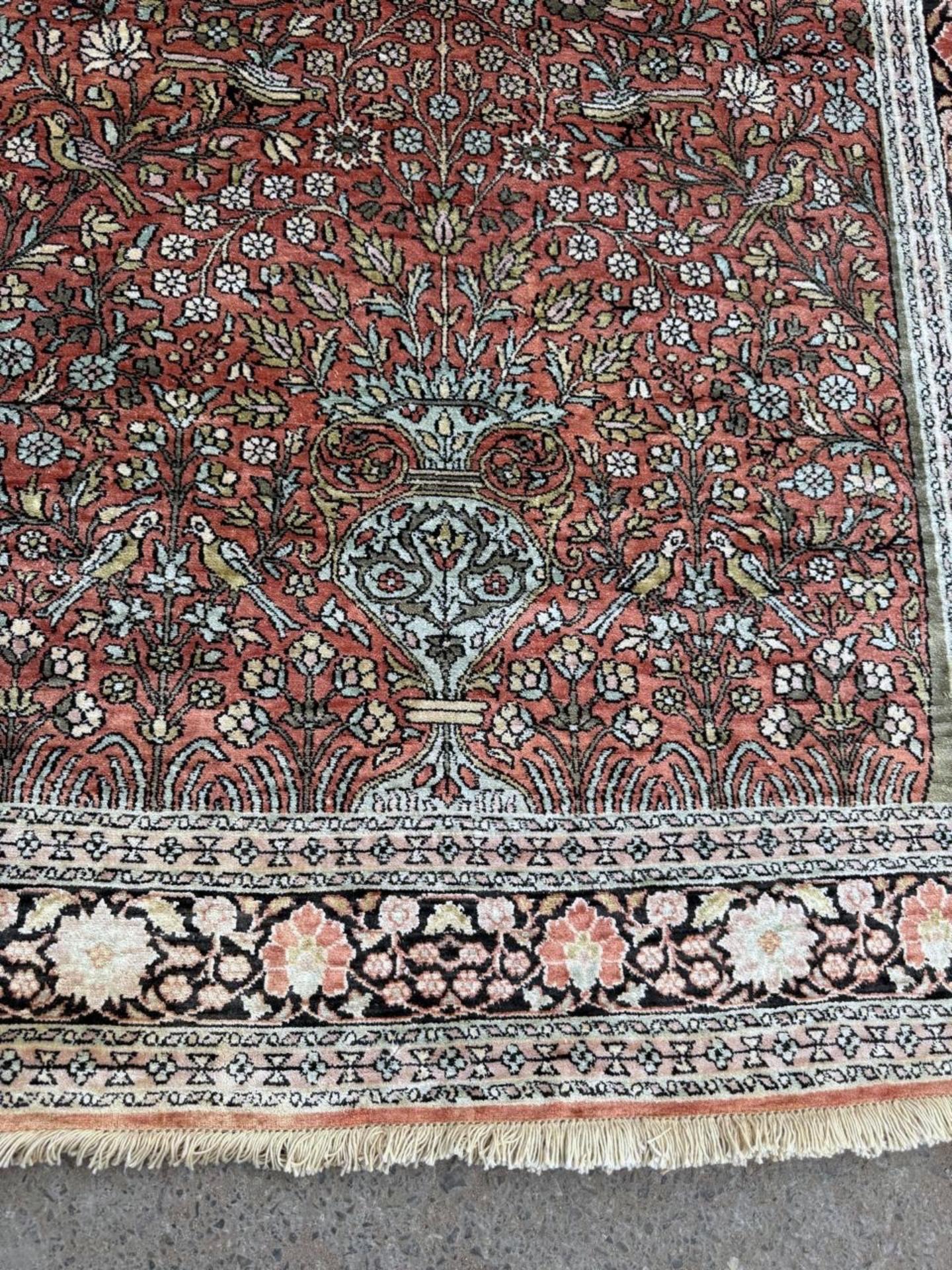 Francese Tappeto antico di seta persiana Kashan fatto a mano 4,1' x 6,2, anni '30 - 2B90 in vendita