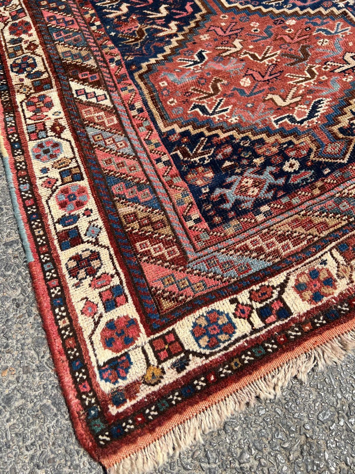 Tapis ancien persan Khamseh fait main 5.5' x 8.5', 1880s - 2B78 en vente 3