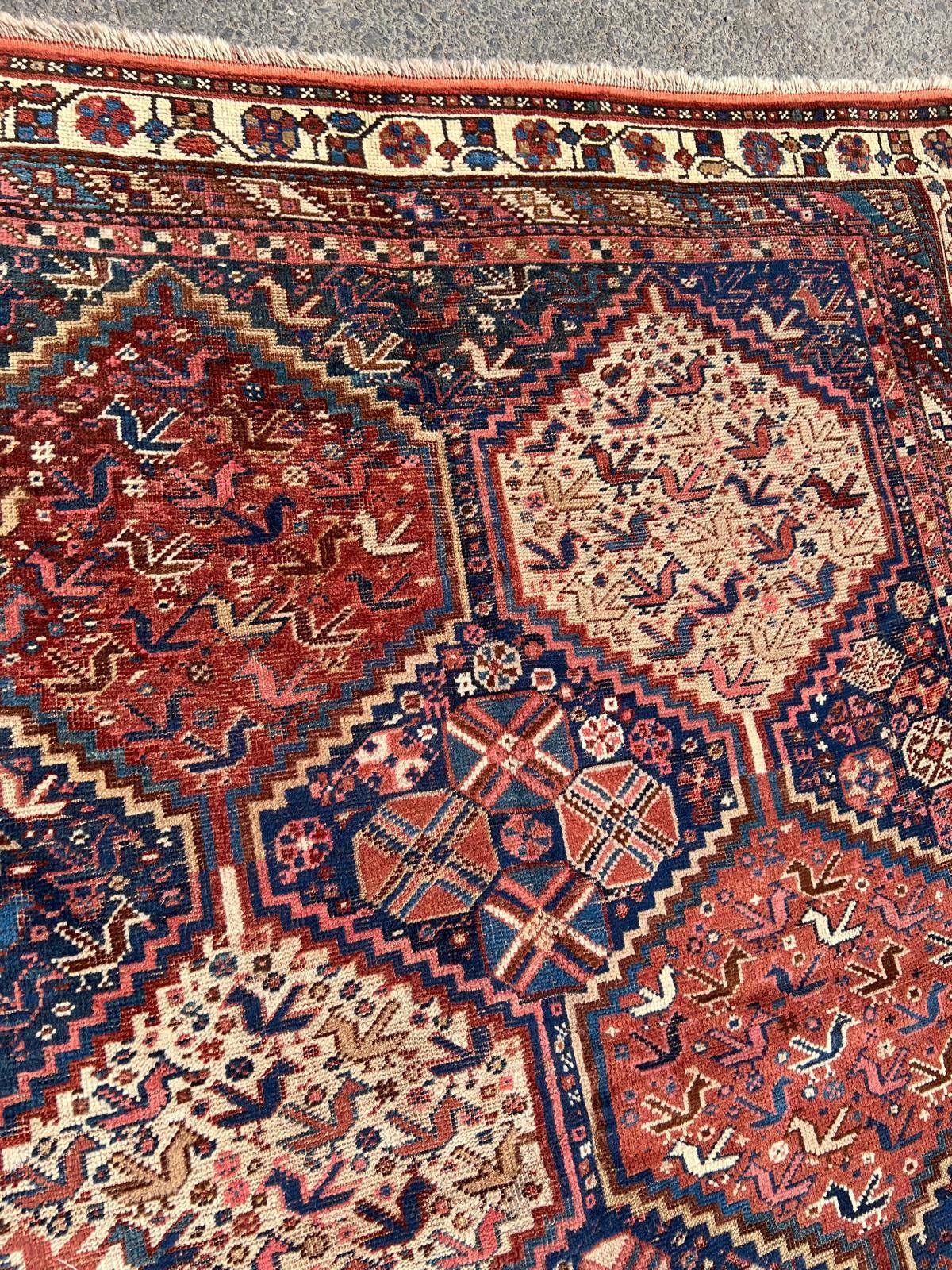 Tapis ancien persan Khamseh fait main 5.5' x 8.5', 1880s - 2B78 en vente 6