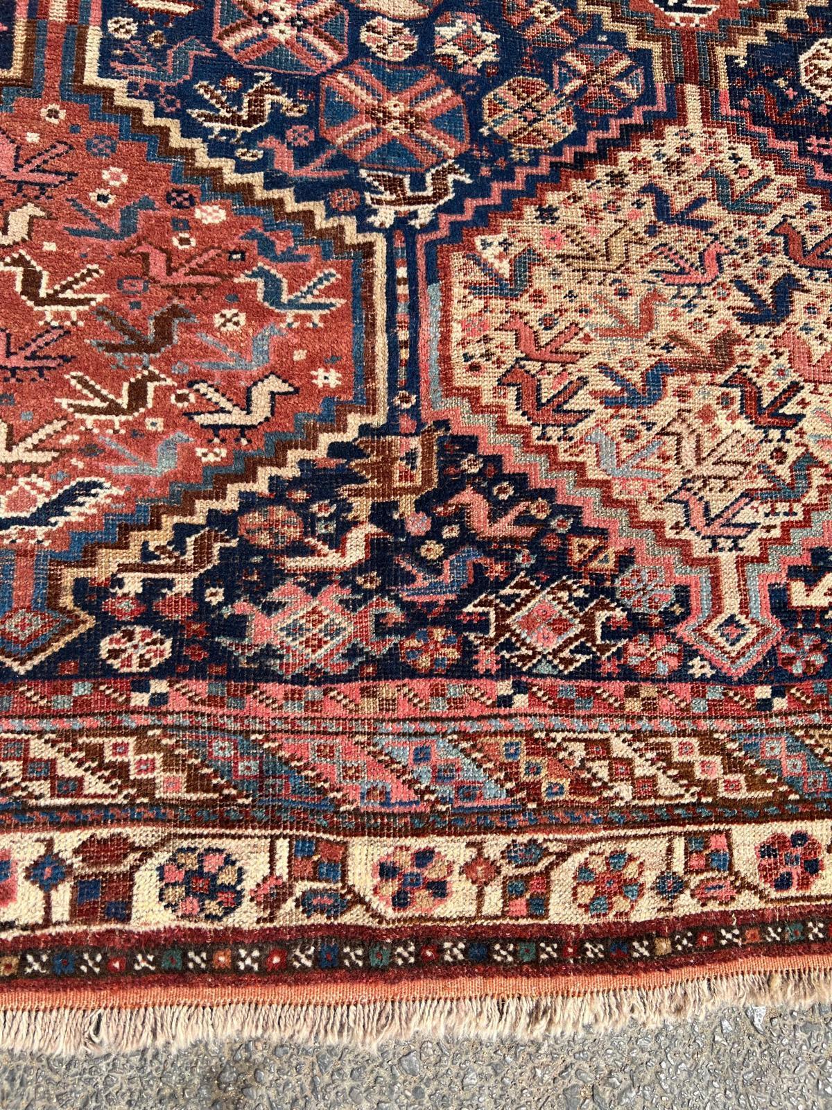 Noué à la main Tapis ancien persan Khamseh fait main 5.5' x 8.5', 1880s - 2B78 en vente