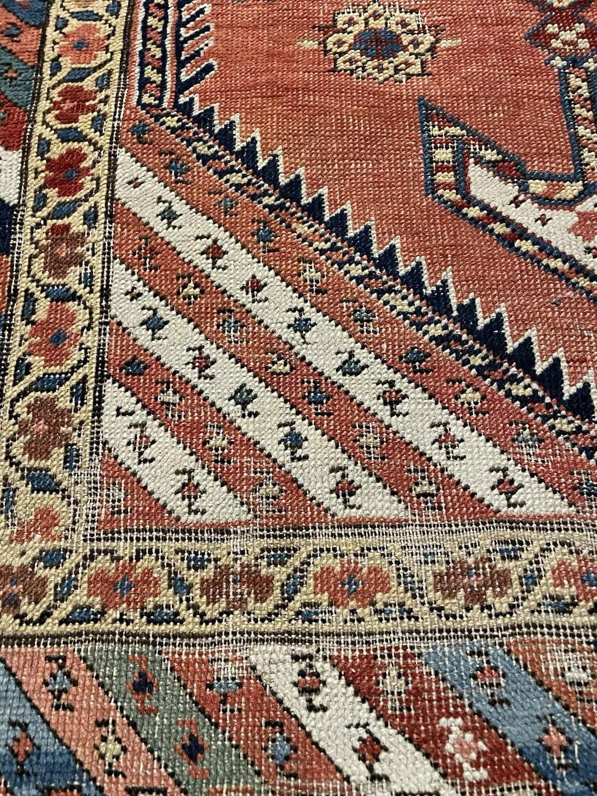 Alfombra persa antigua kurda de colección hecha a mano 3.7' x 9.4' 1870s - 1N77 en Bueno estado para la venta en Bordeaux, FR