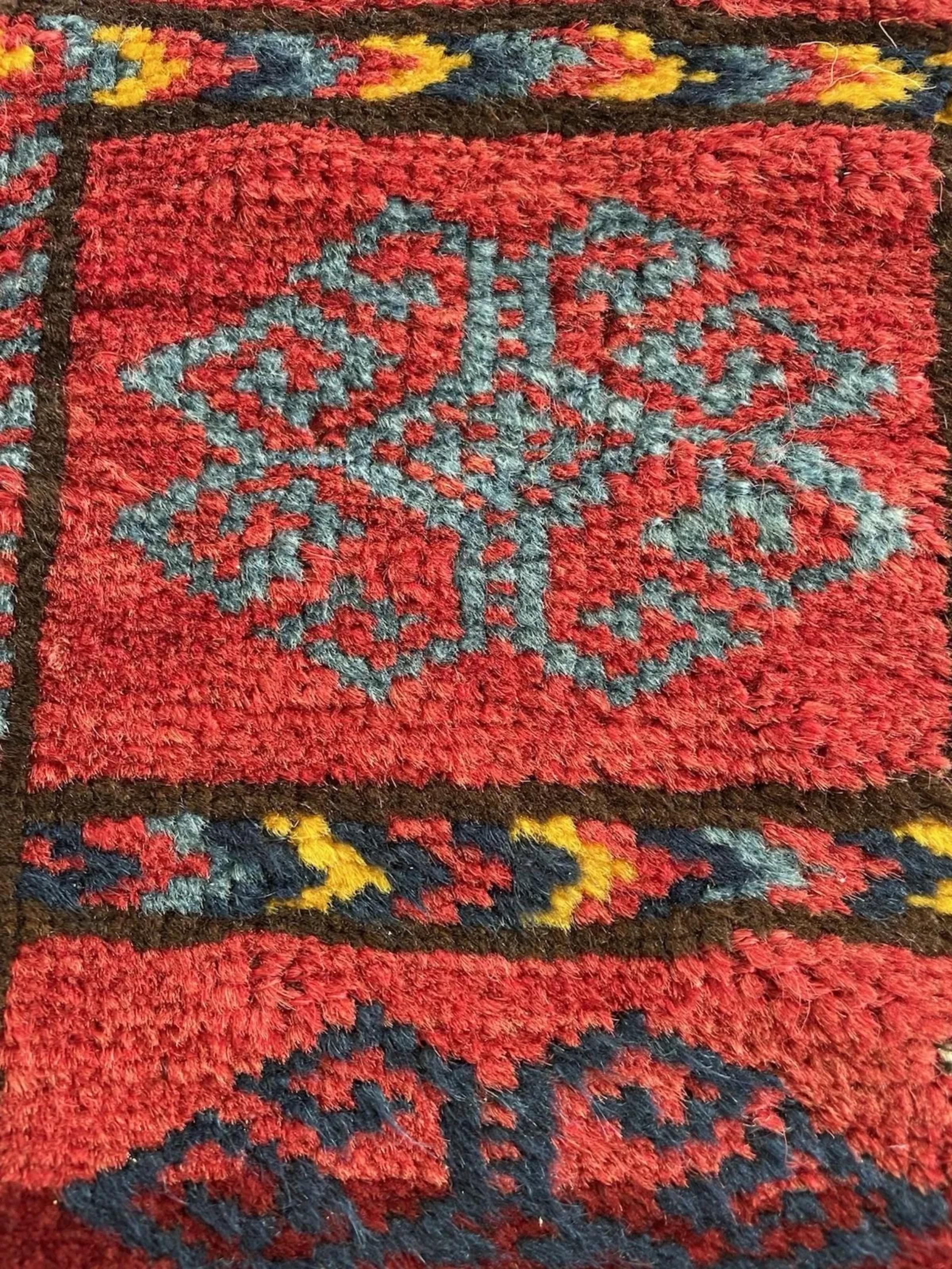 Tapis ancien fait à la main, Persan Kurdish Jaf Bagface 1.6' x 2.1', 1890s - 1N113 en vente 1
