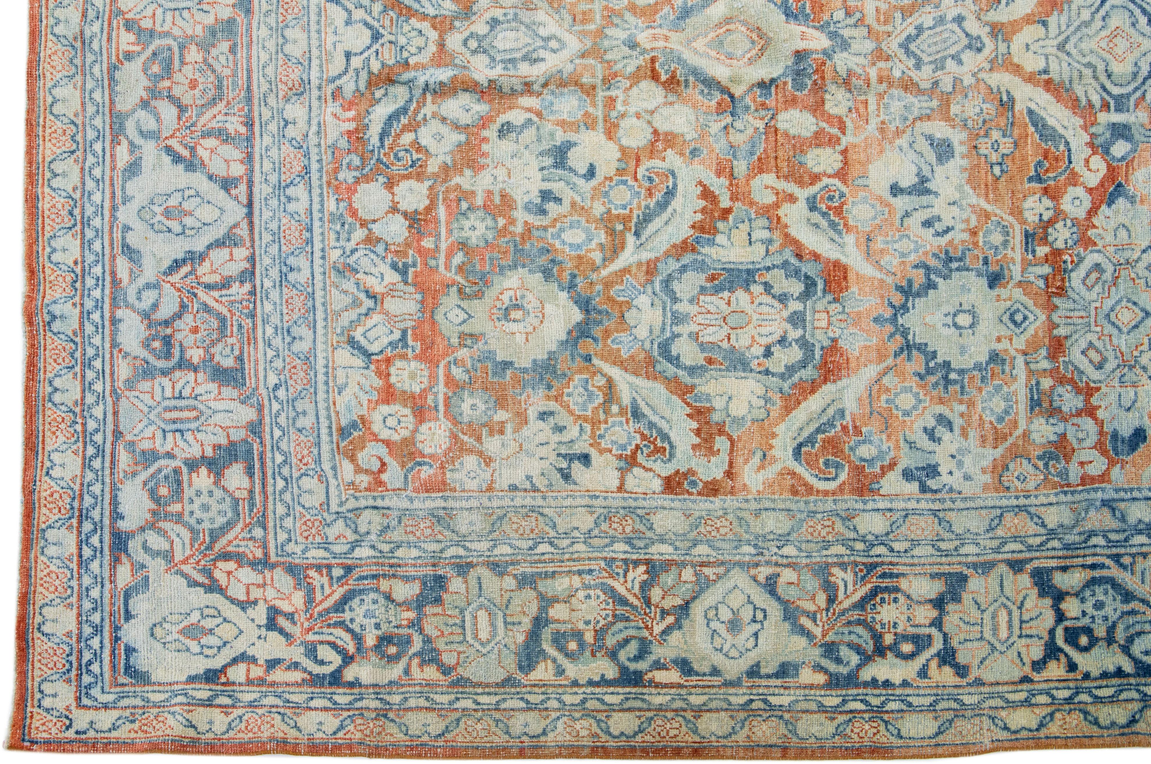 Noué à la main Tapis persan ancien Mahal en laine fait à la main avec motif sur toute sa surface en rouille en vente