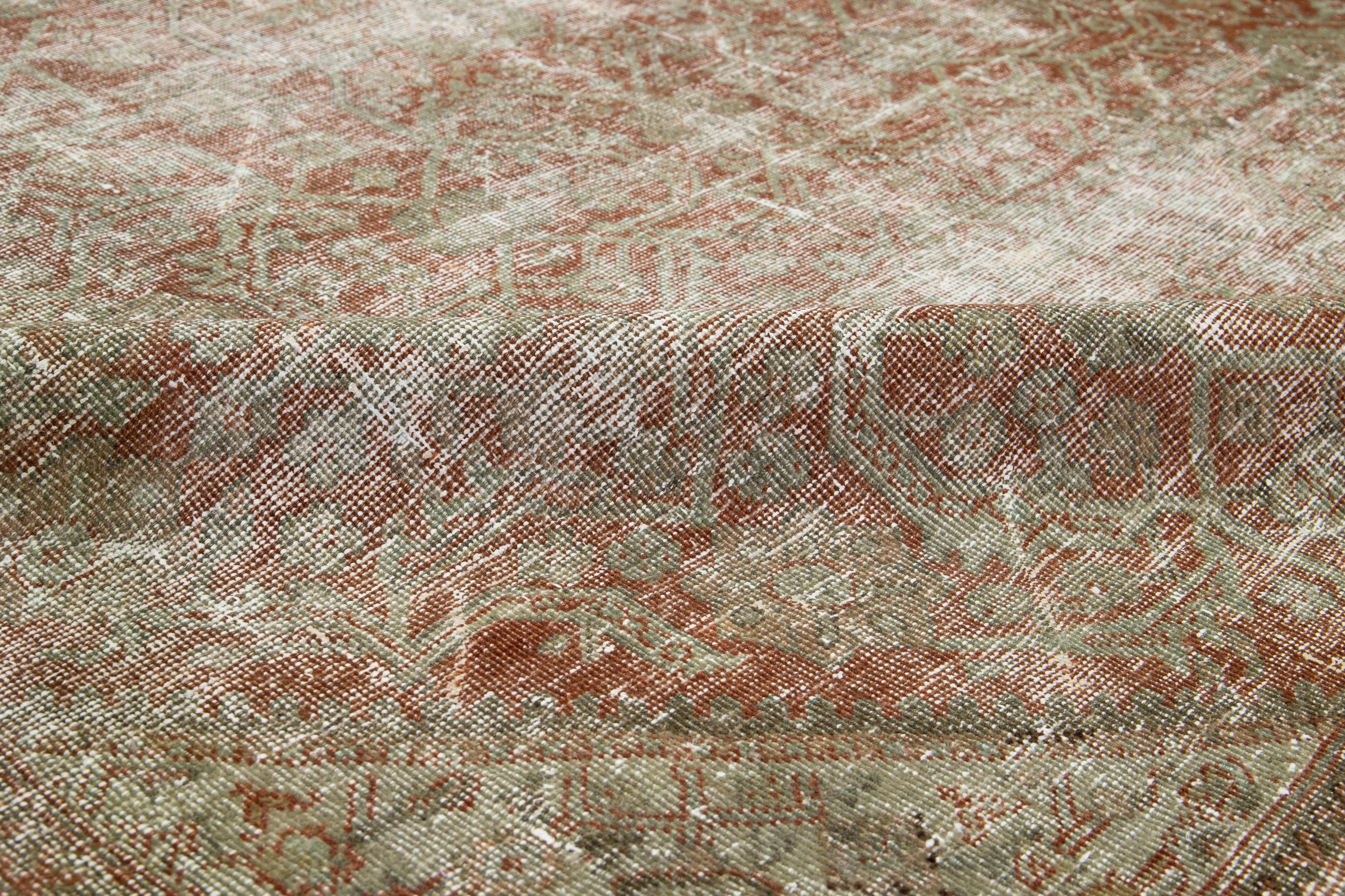 Tapis persan Mahal ancien fait à la main, de couleur rouille avec motif sur toute sa surface en vente 2