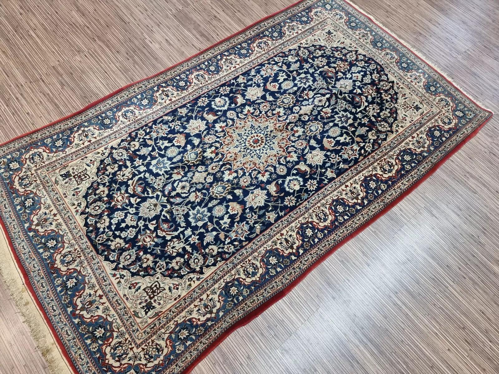 Tapis persan ancien Nain fait à la main 3,4' x 6,1' 1920 - 1D183 en vente 1