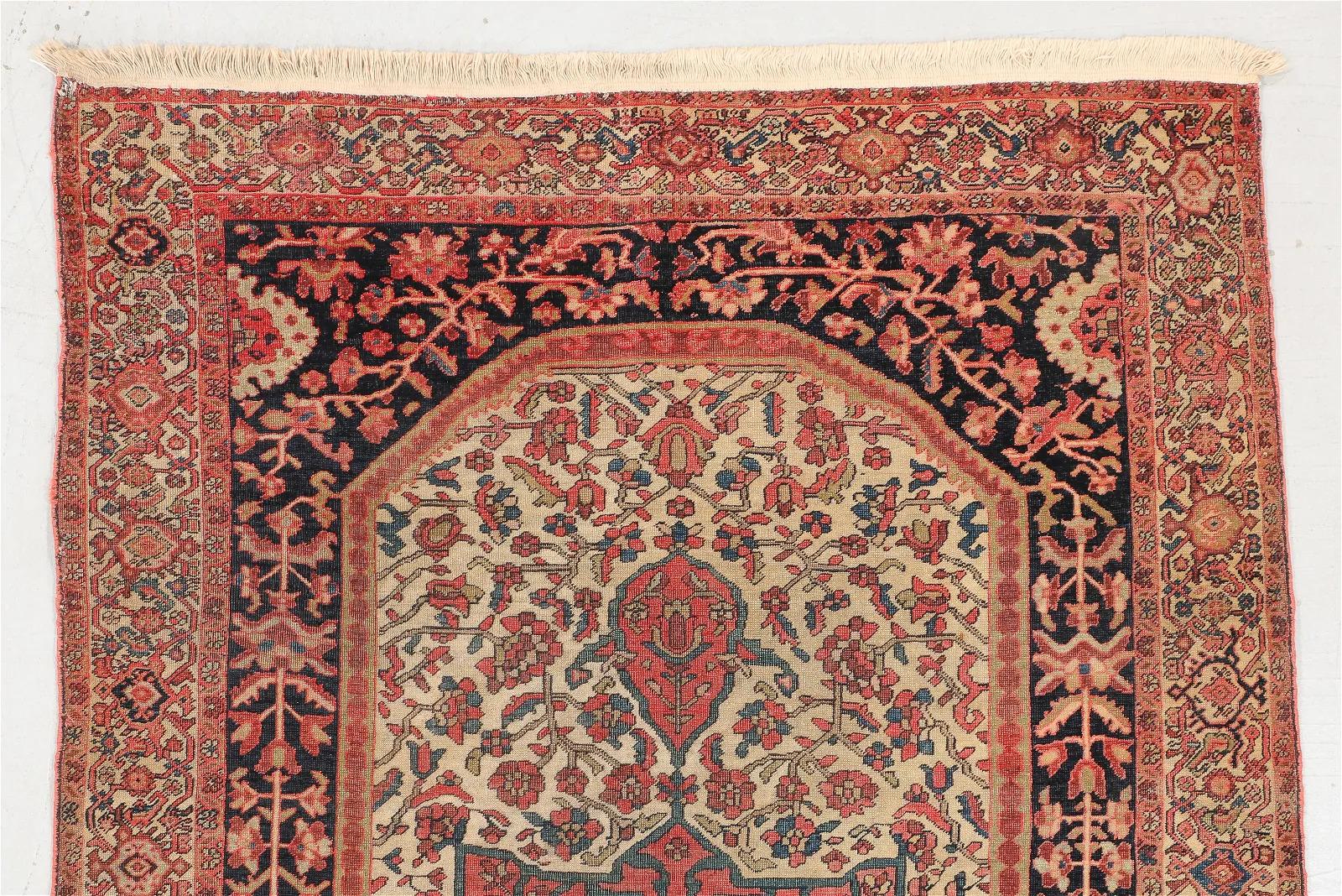 Handmade Antique Persian Sarauk Farahan Rug 4.3' x 6.10', 1900s - 2B31 For Sale 1