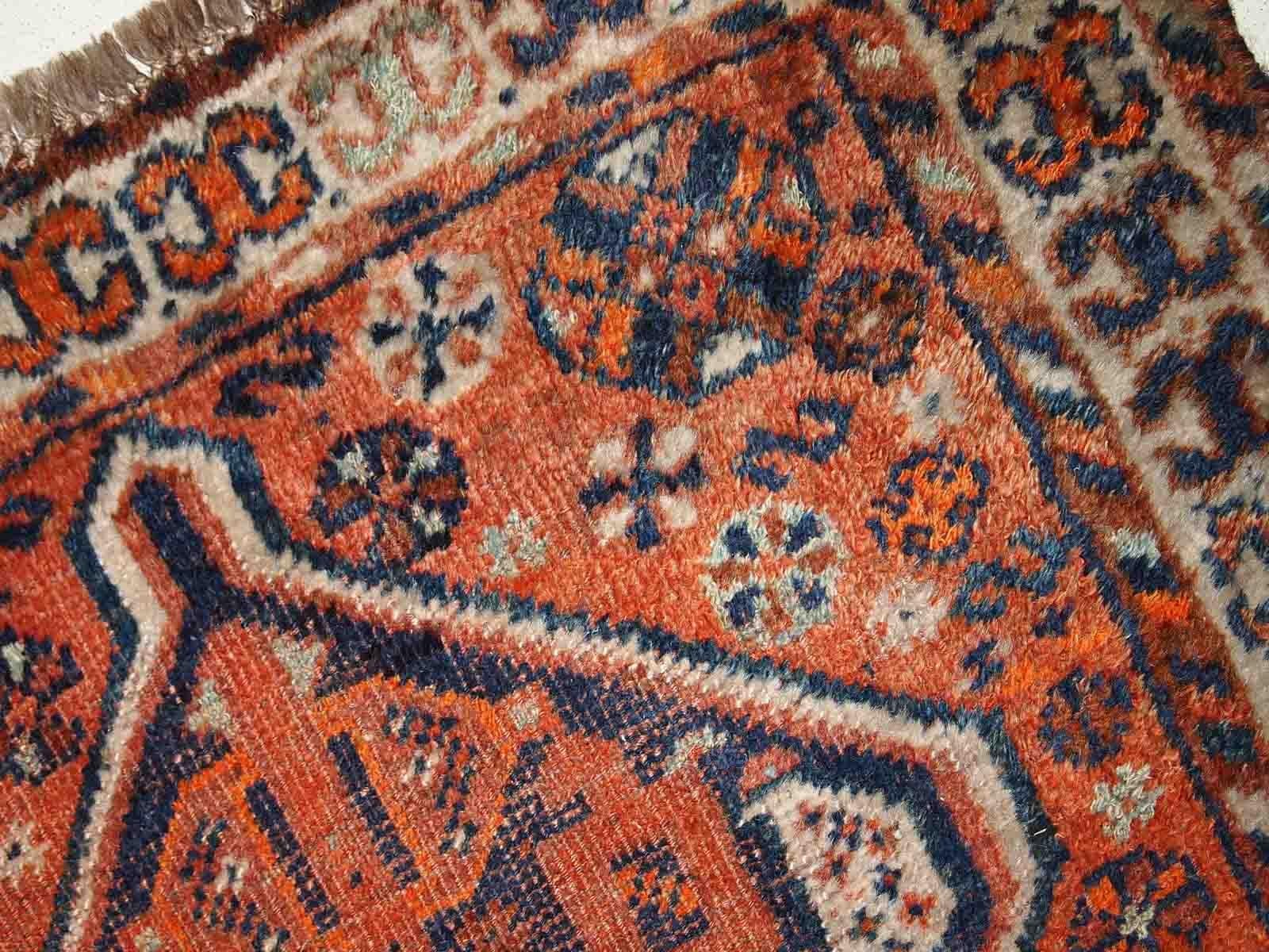 Asian Handmade Antique Persian Shiraz distressed Rug, 1900s, 1C810 For Sale