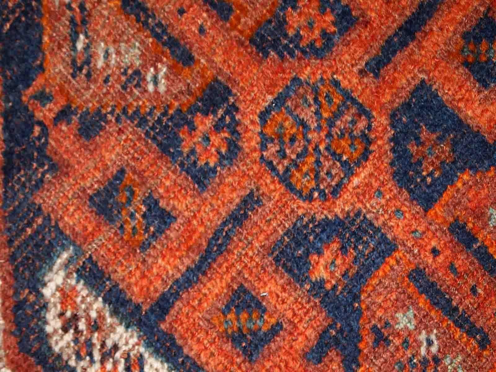 Handgefertigter antiker persischer Shiraz-Teppich im Used-Look, 1900er Jahre, 1C810 (Wolle) im Angebot