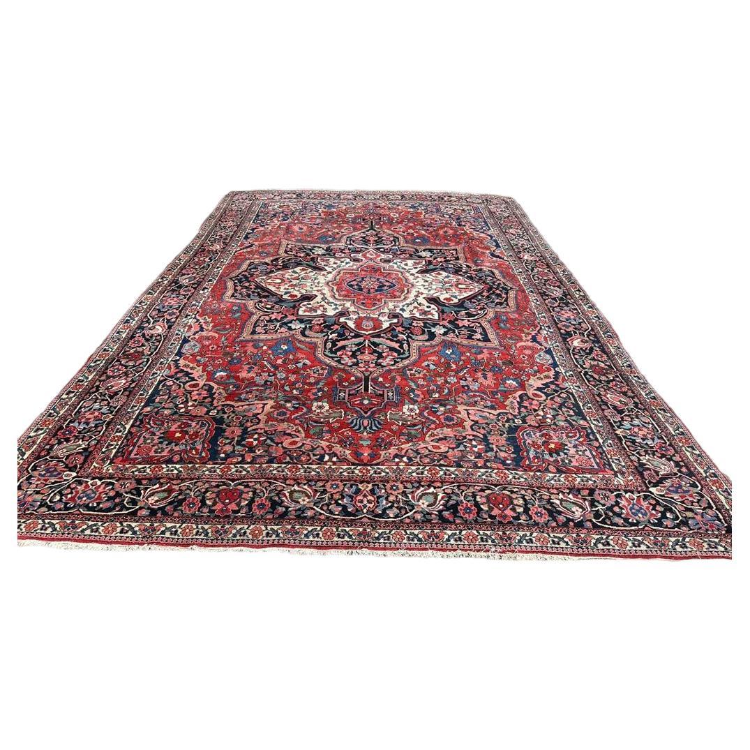 Handmade Antique Persian Style Bakhtiari Large Rug 9.8' x 14.8', 1900s - 2B20 For Sale