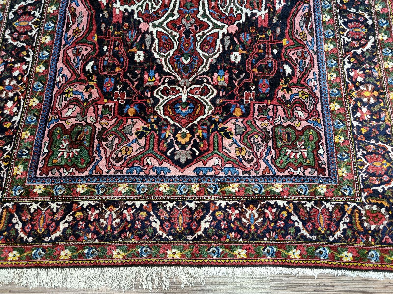 Handmade Antique Persian Style Bakhtiari Rug 7.2' x 13.2', 1920s - 1D74 For Sale 4