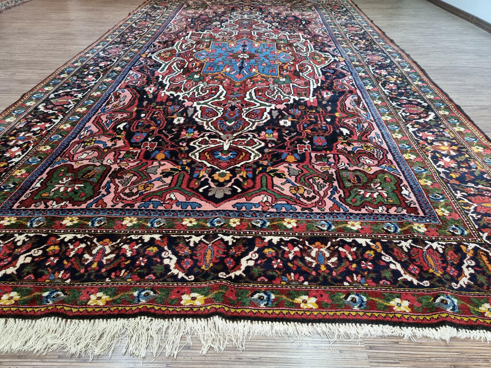 Hand-Knotted Handmade Antique Persian Style Bakhtiari Rug 7.2' x 13.2', 1920s - 1D74 For Sale