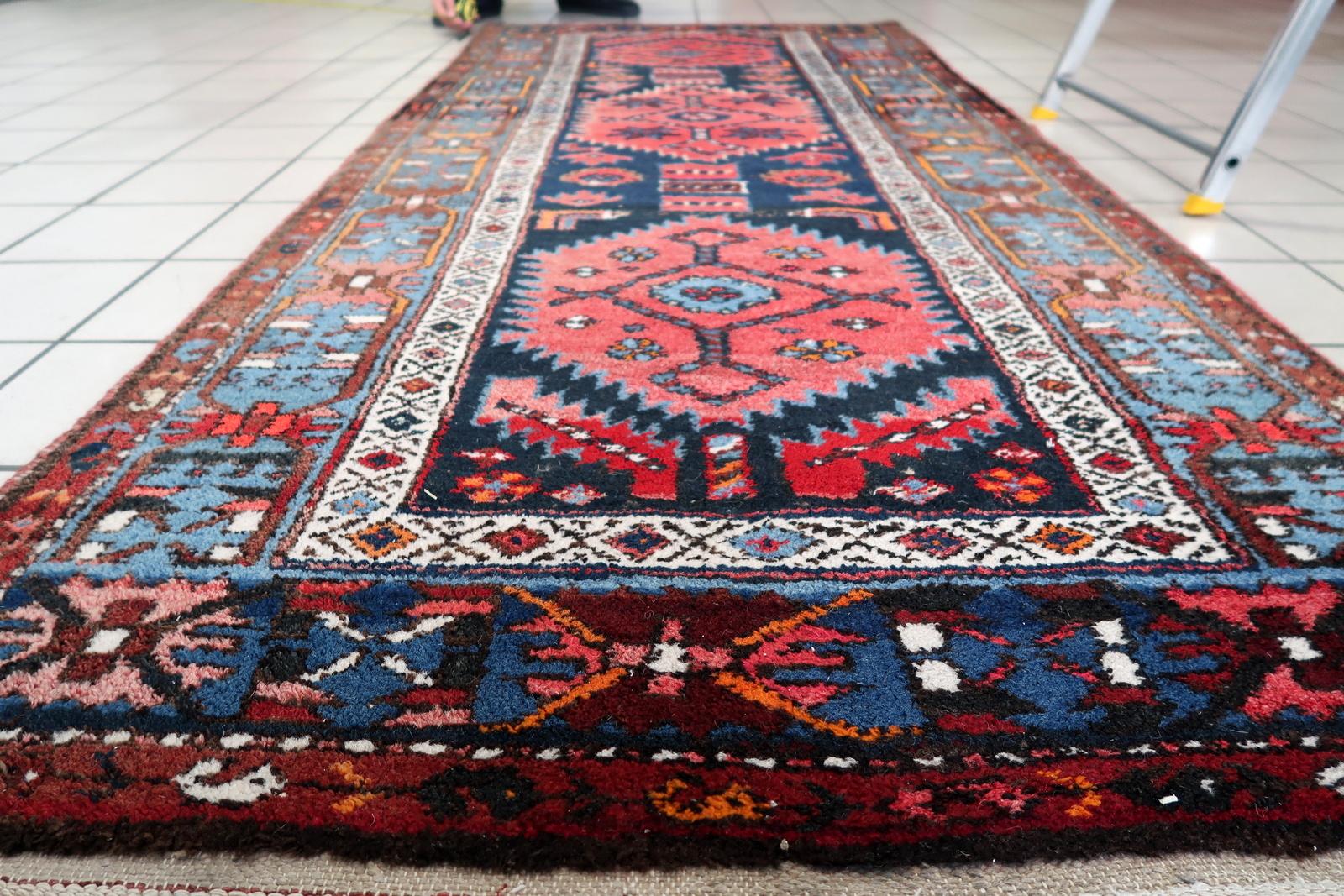 Handmade Antique Persian Style Hamadan Runner Rug 3.4' x 7.7, 1920s - 1C1104 For Sale 6