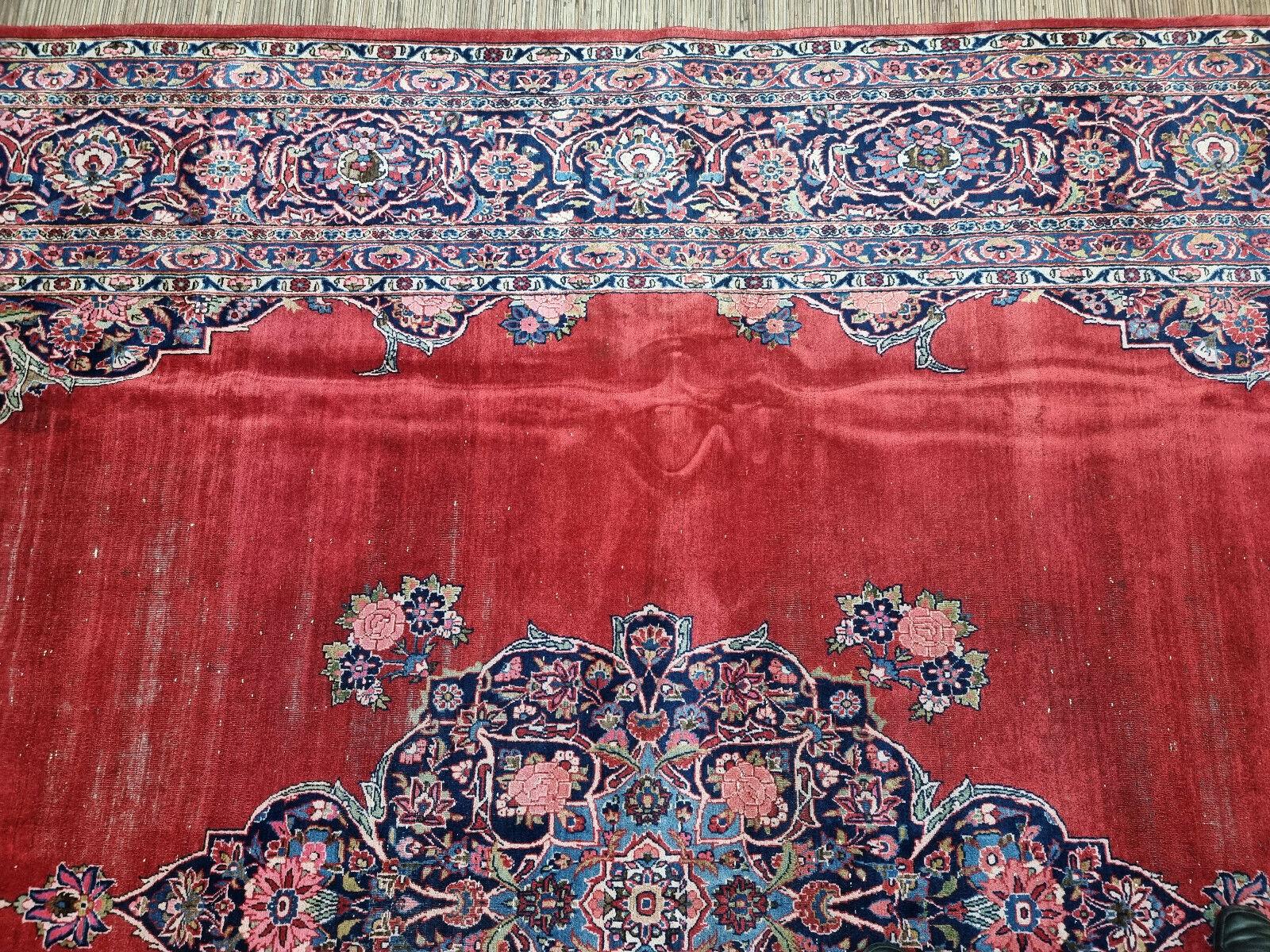 Handmade Antique Persian Style Kashan Distressed Rug 8.5' x 12.9', 1920s - 1D68 For Sale 5