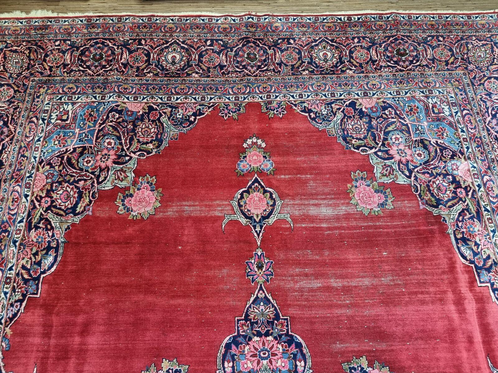 Wool Handmade Antique Persian Style Kashan Distressed Rug 8.5' x 12.9', 1920s - 1D68 For Sale