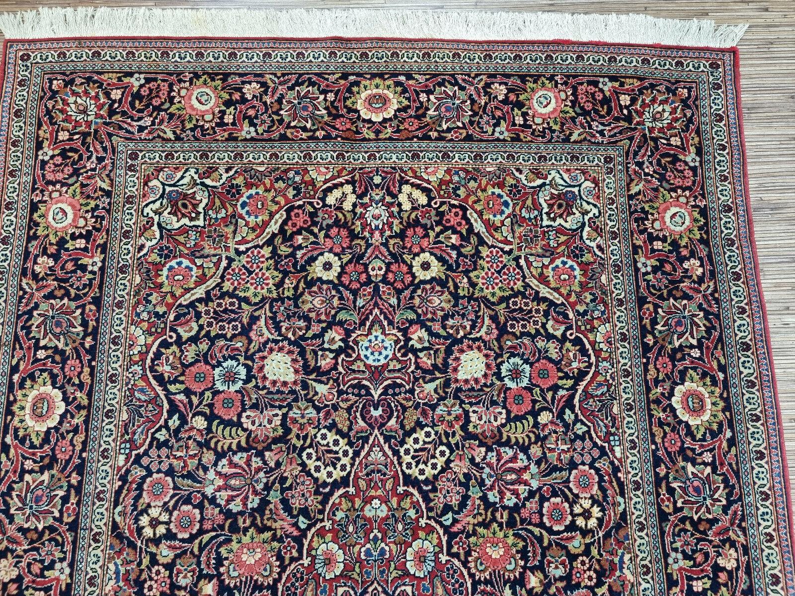 Handgefertigter antiker Kashan-Teppich im persischen Stil 4,3' x 6,6', 1920er Jahre - 1D77 (Frühes 20. Jahrhundert) im Angebot