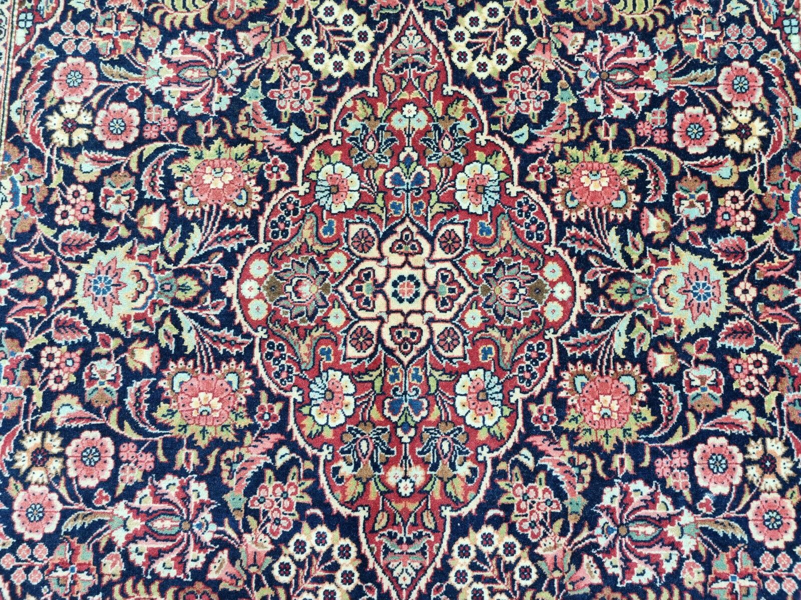 Handgefertigter antiker Kashan-Teppich im persischen Stil 4,3' x 6,6', 1920er Jahre - 1D77 im Angebot 1
