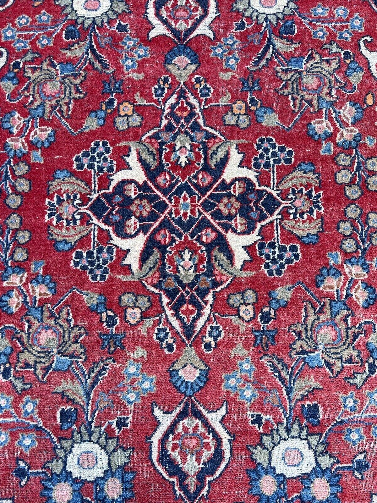 Handmade Antique Persian Style Kashan Rug 4.4' x 6.5', 1920s - 1S43 For Sale 5