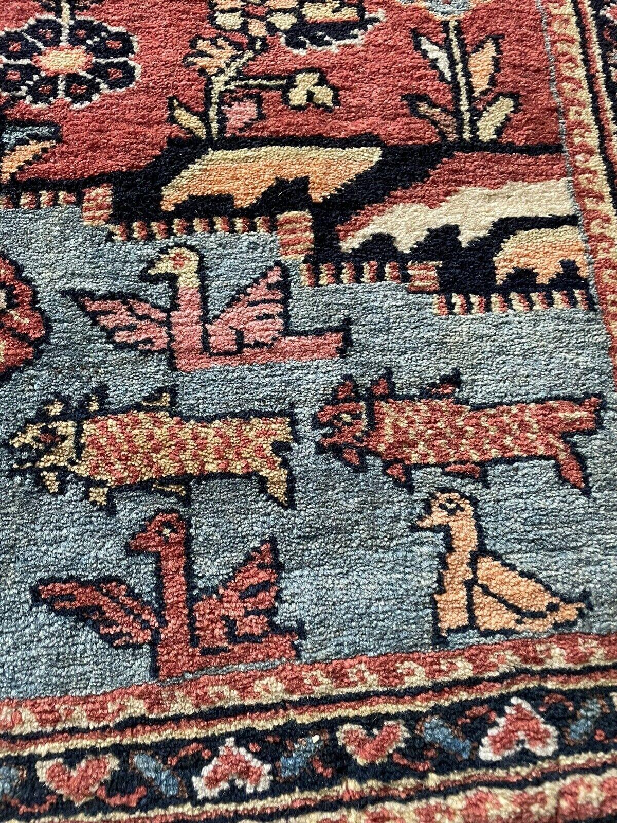 Tapis Lilihan de style persan ancien fait à la main 2,2' x 3.1', années 1920 - 1N01 en vente 9