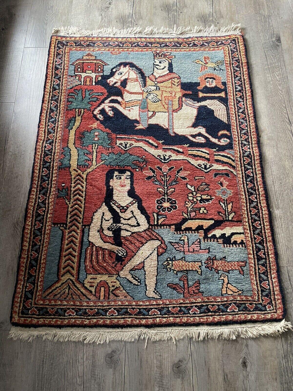 Tapis Lilihan de style persan ancien fait à la main 2,2' x 3.1', années 1920 - 1N01 en vente 2