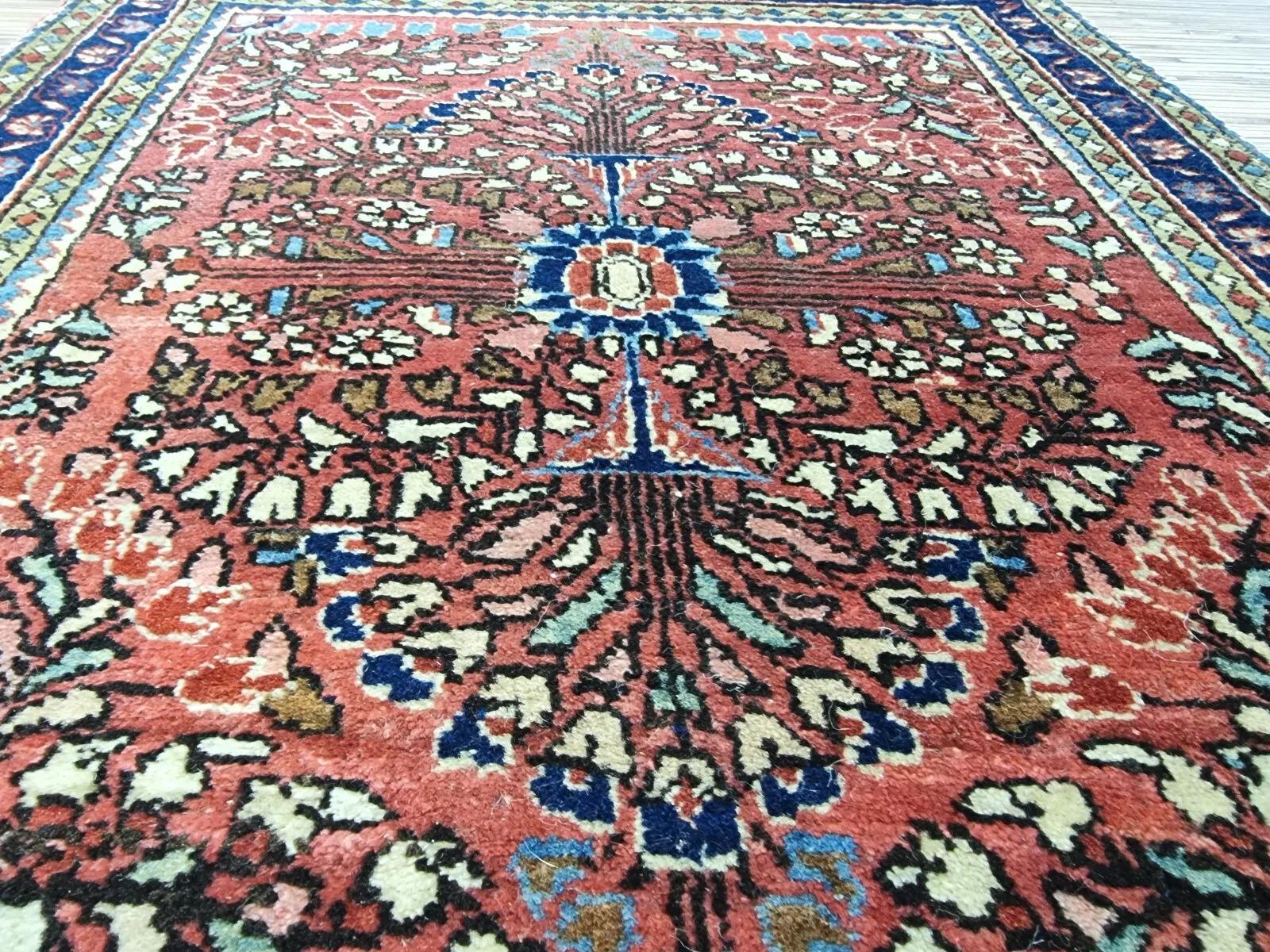 Tapis Sarouk de style persan ancien fait à la main 1.9' x 2,4', années 1920 - 1D139 en vente 4