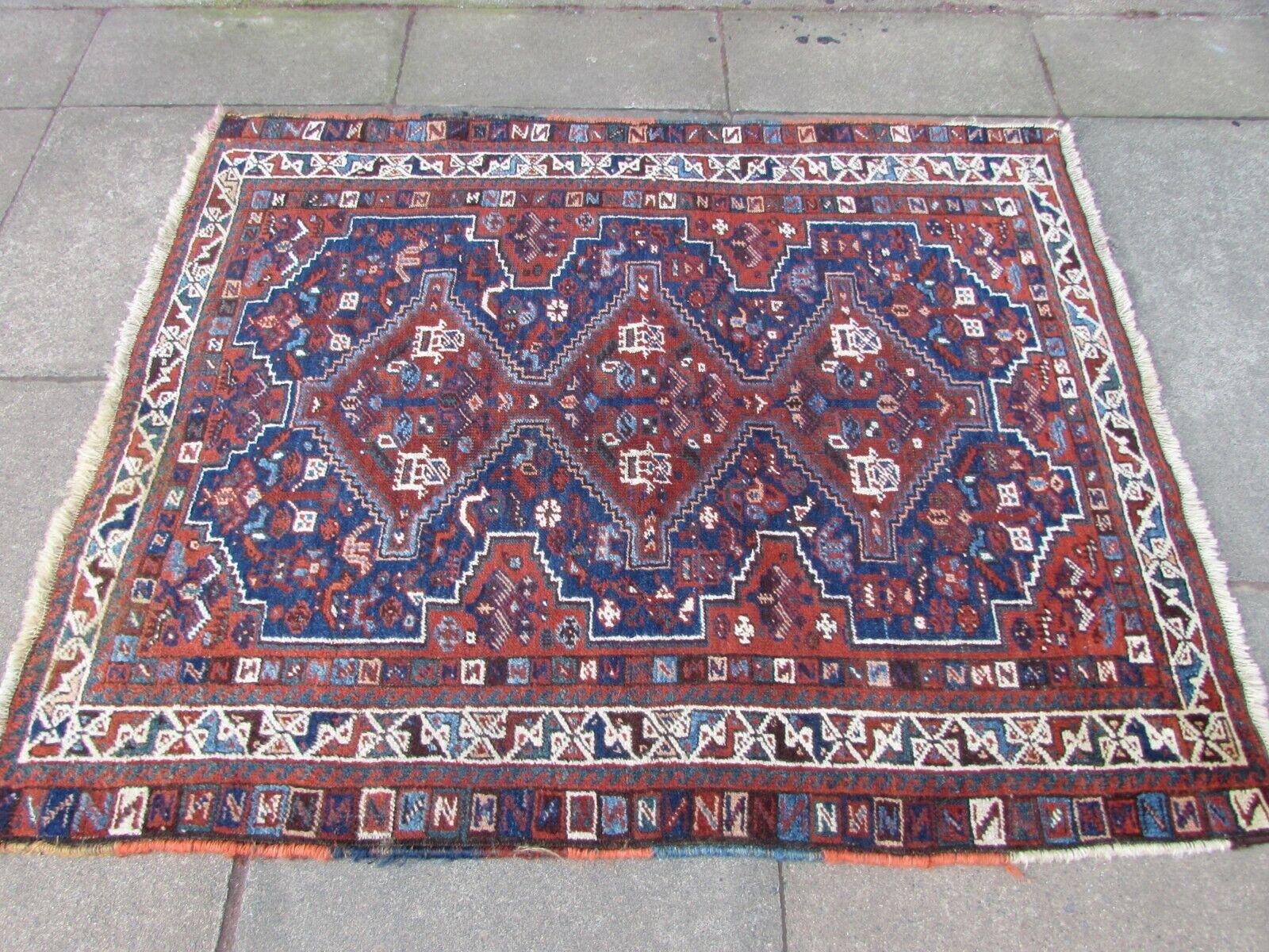 Handmade Antique Persian Style Shiraz Rug 3.9' x 4.9', 1920s, 1Q62 For Sale 4